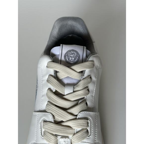 Versace Medusa Men’s White Leather Sneakers 9.5 US (42.5 Eu) 1013377 IT NIB $700 main image 13